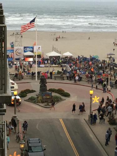 Seaside Gilbert District Apartment | Seaside Ocean Front Condo