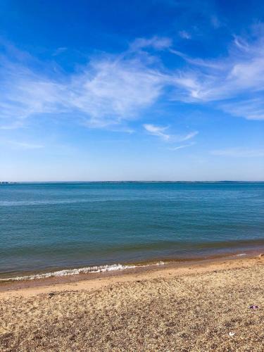 Leigh-on-Sea Apartment | Seaside private garden