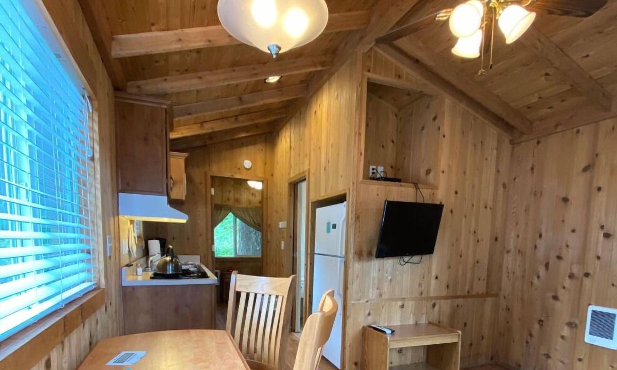 Seaside Cabin | Seaside RV Resort