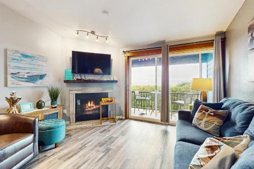 Ocean Shores Apartment | Seaside Serenity