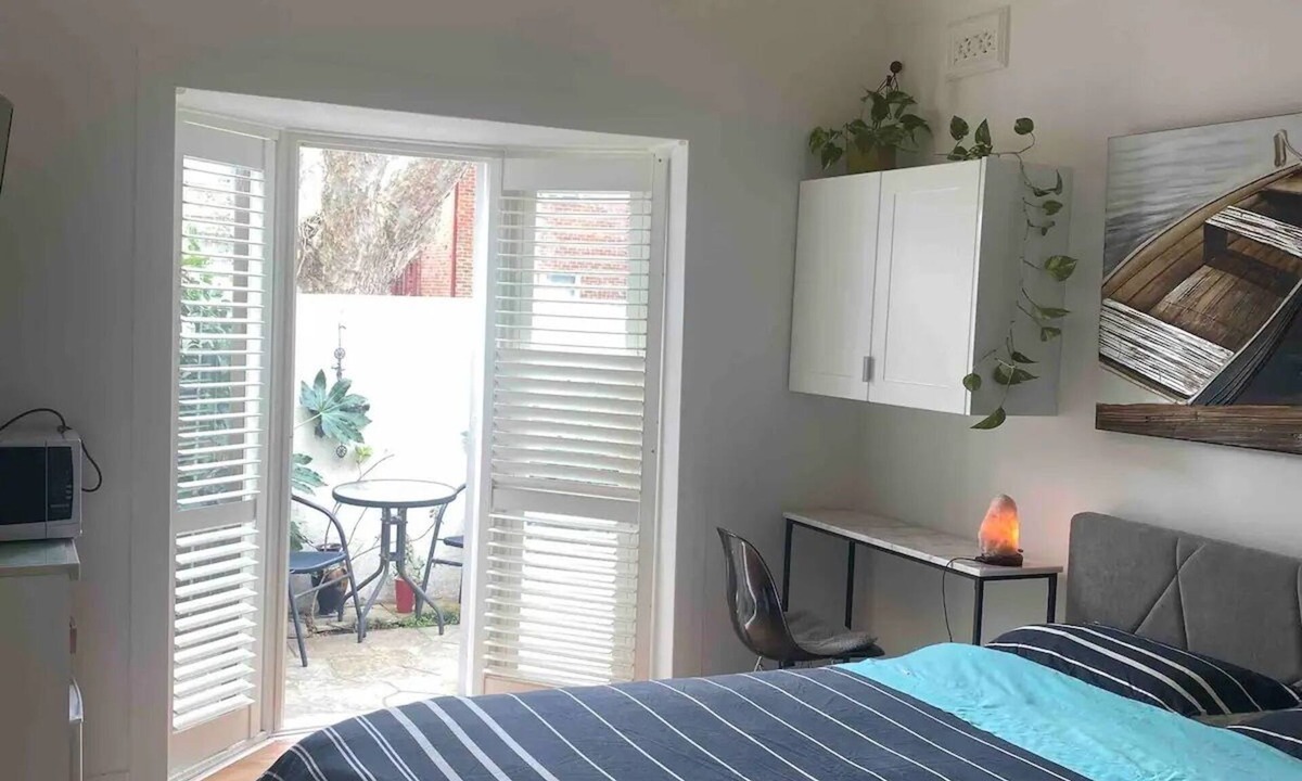 Elwood Apartment | Seaside Studio