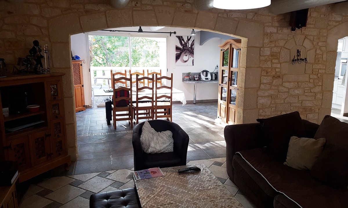 Connaux House | SEASONAL RENT BEAUTIFUL VILLA WITH POOL