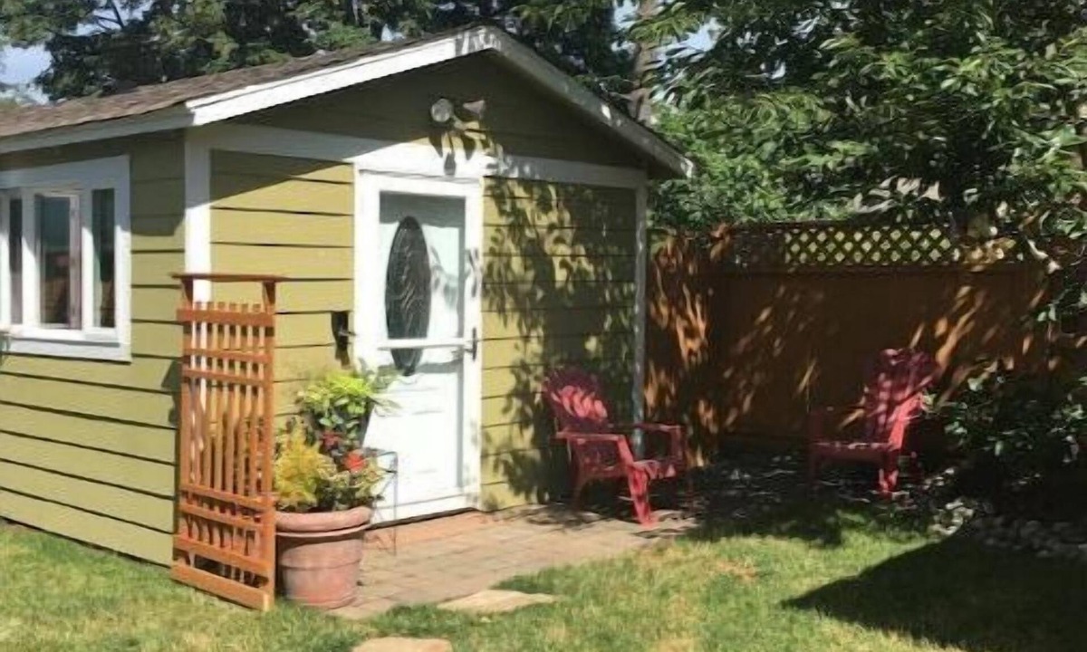 Seattle Metro Area House | Seattle’s Tiny Home. Easy City Access!