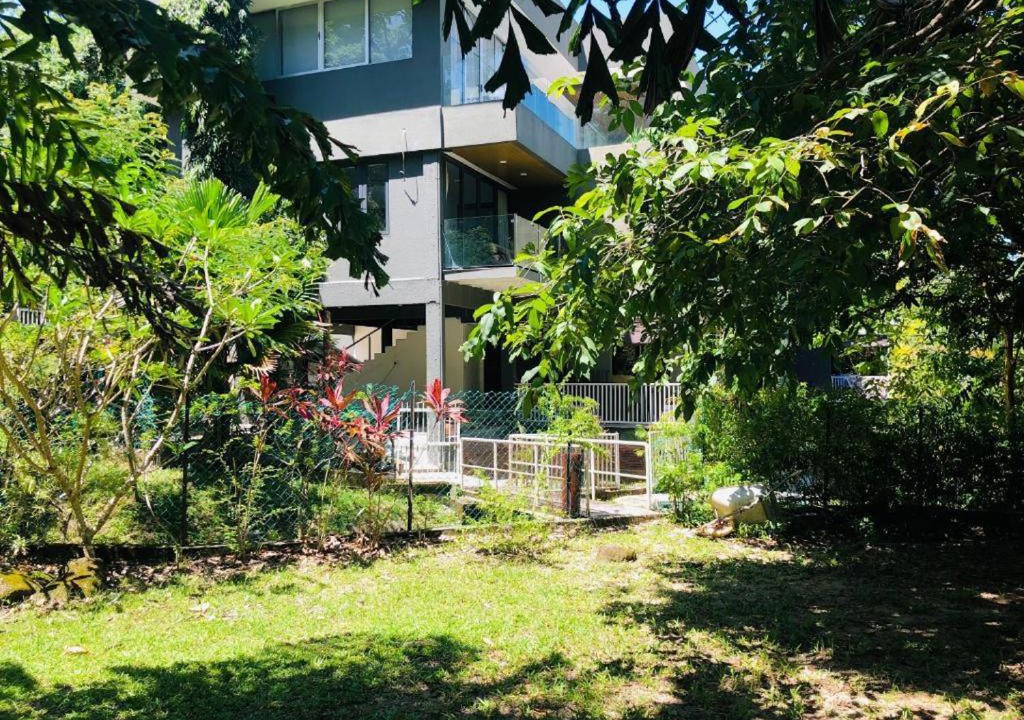 Padang Matsirat Apartment | Seaview apartment 4 Bedrooms