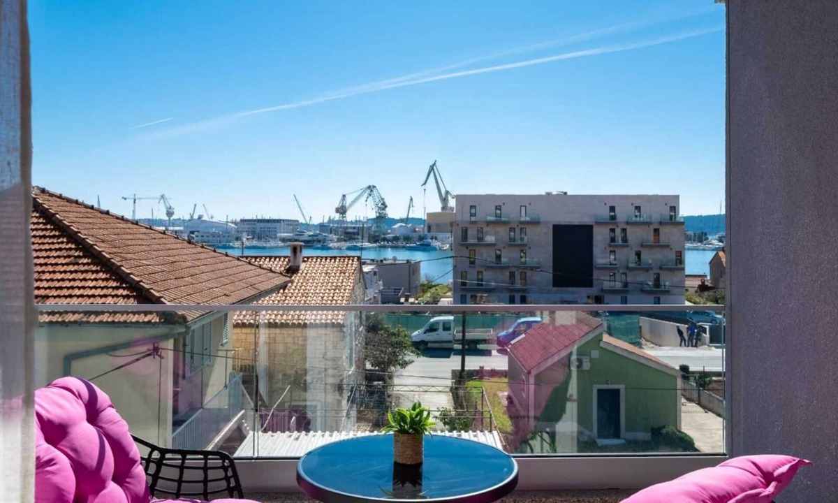 Seget Donji Apartment | Seaview apartment Lana