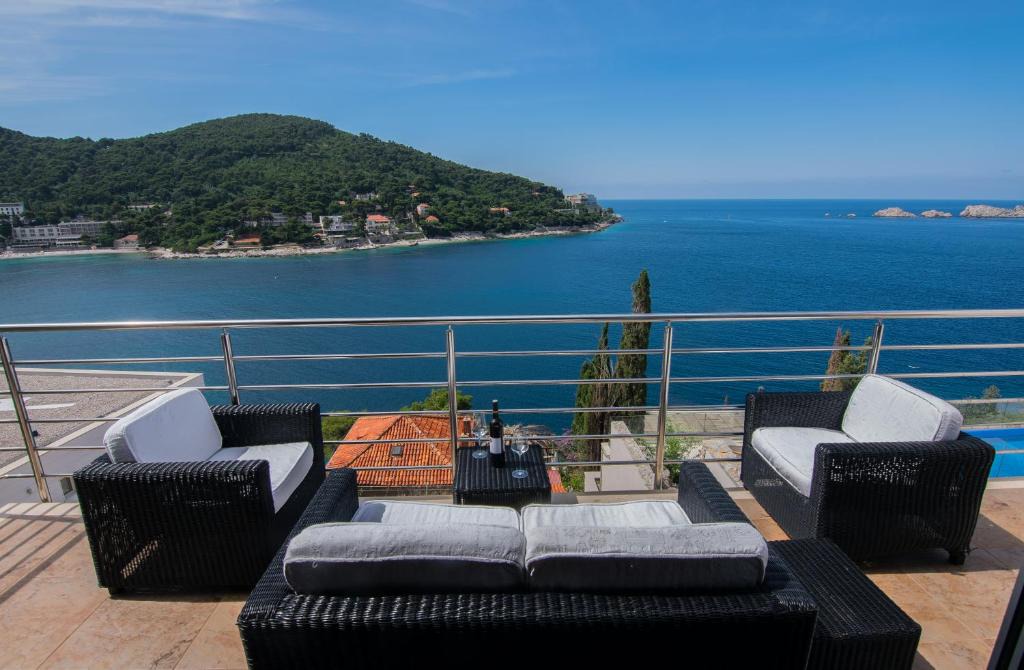 Babin Kuk Apartment | Seaview apartment Laura