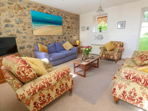 Coverack House | Seaview