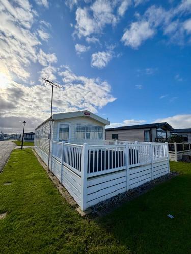 Swalecliffe House | Seaview Holiday Rentals - Bluewater