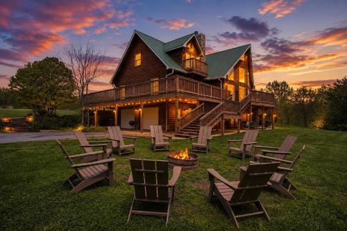 Kedron House | Secluded 18-Acres with Pool Hot Tub Pool Table