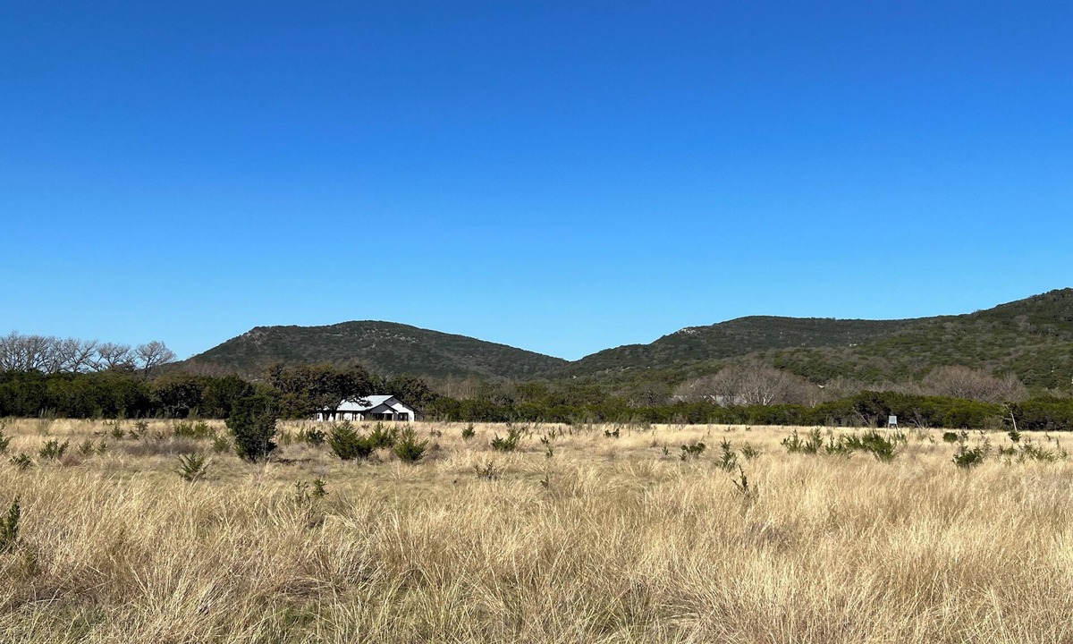 Vanderpool Other | Secluded 3/2 farmhouse with scenic patio, wildlife on private acreage