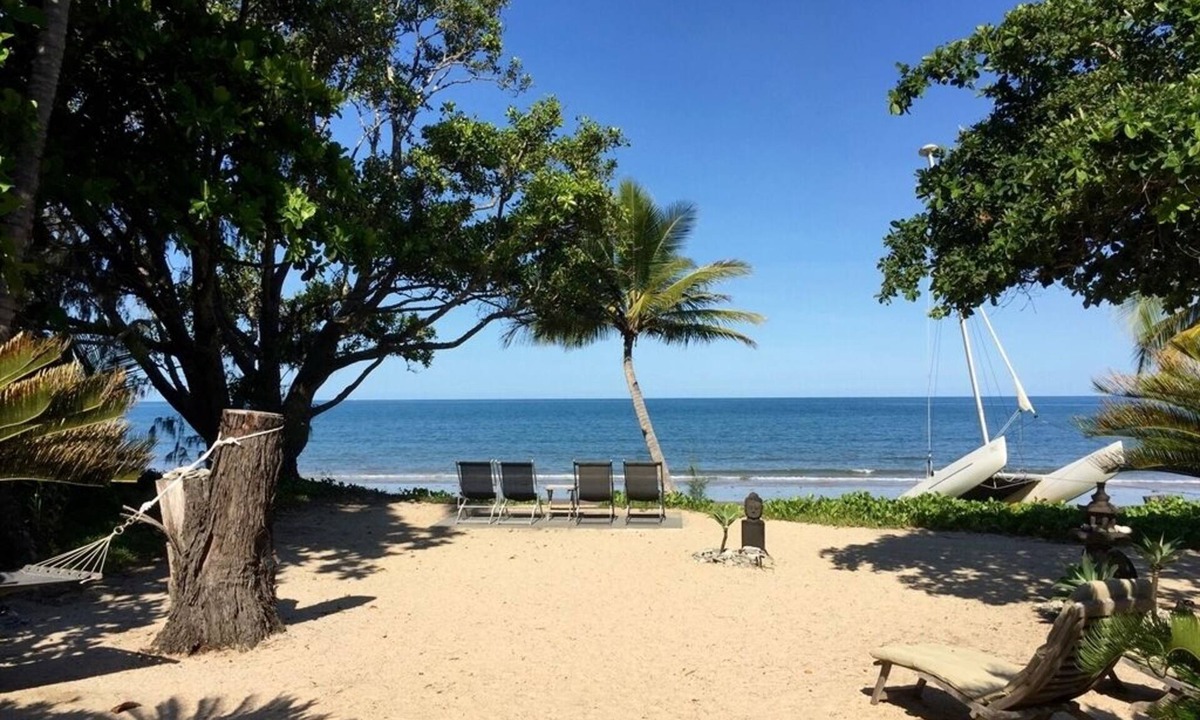 Oak Beach House | Secluded and beautiful, Tali Beach House on Oak Beach is a first-class absolute beachfront hideaway