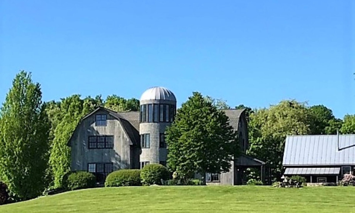 Pine Plains House | Secluded and Spectacular Views