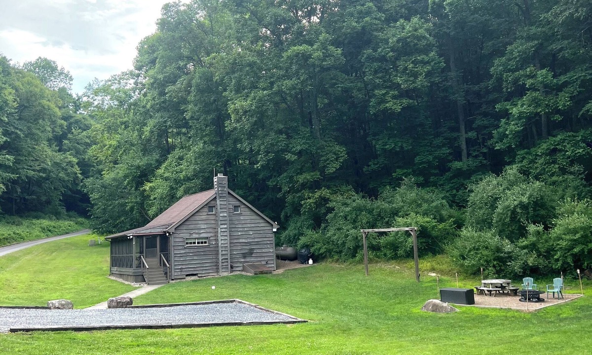 Huntingdon Cabin | Secluded cabin, with river access