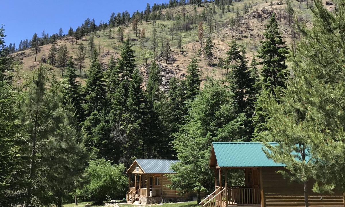 Hunters Cabin | Secluded cabins on private ranch