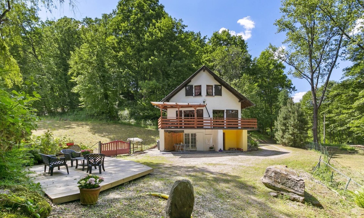 Dabo Ski Chalet | Secluded Chalet in Dabo near Forest