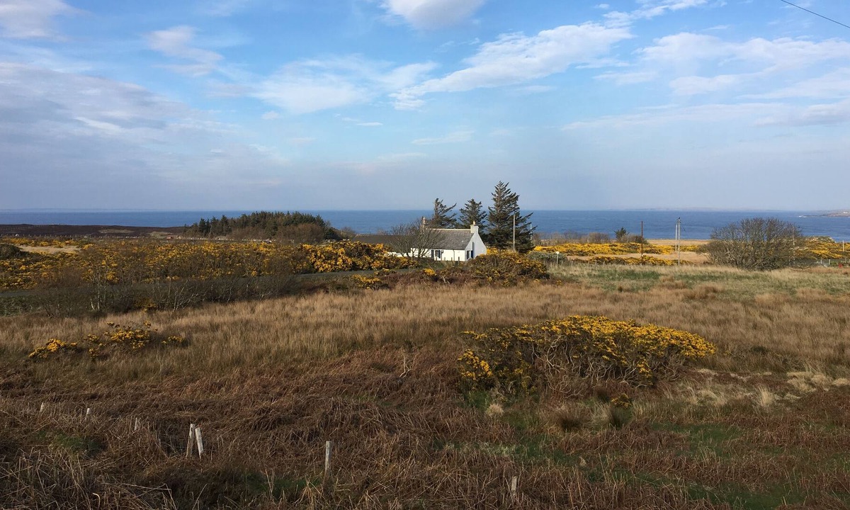 Brough Cottage | Secluded cottage with sea view