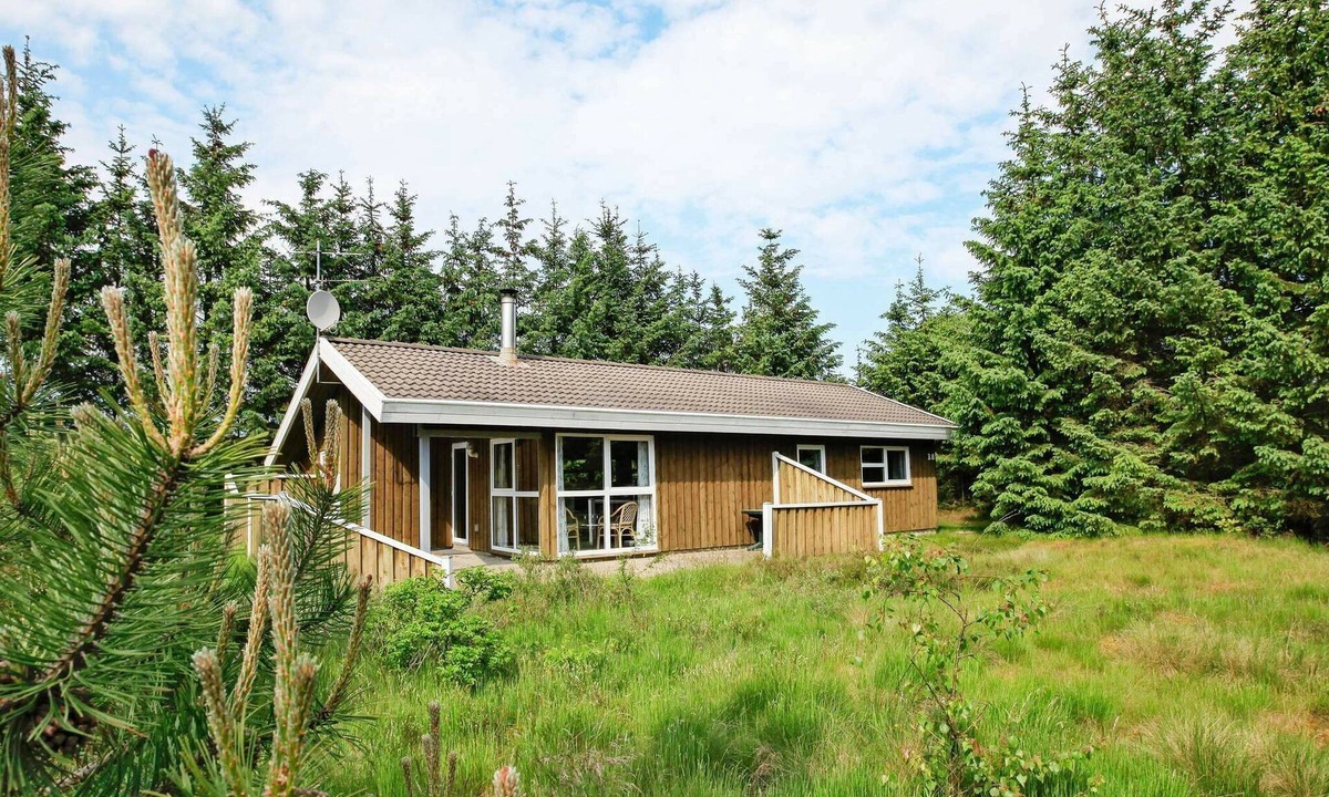 Torup Strand House | Secluded Haven in Thorup