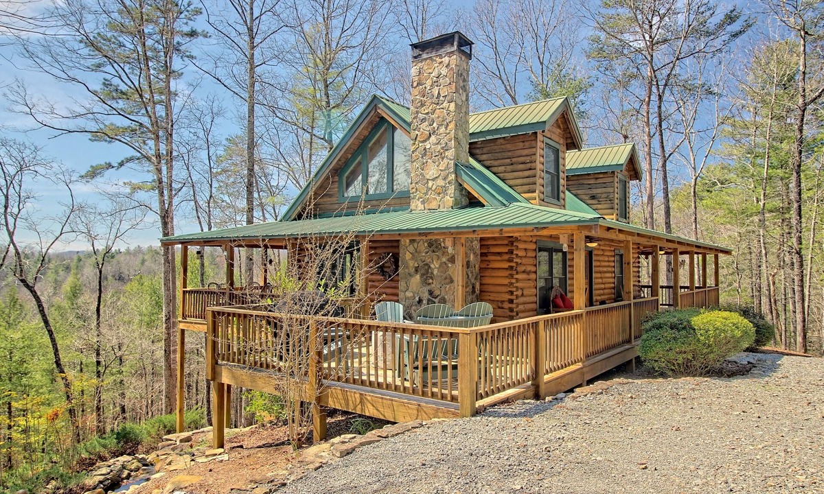 Ellijay Cabin | Secluded home on acreage with private hot tub, fireplace & wraparound deck