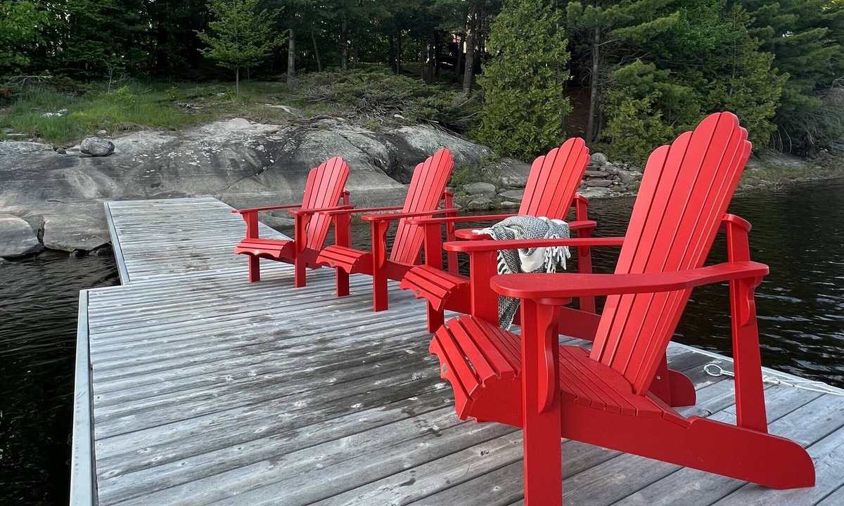 Whitestone Cottage | Secluded Lakeside Cottage in Beautiful Whitestone