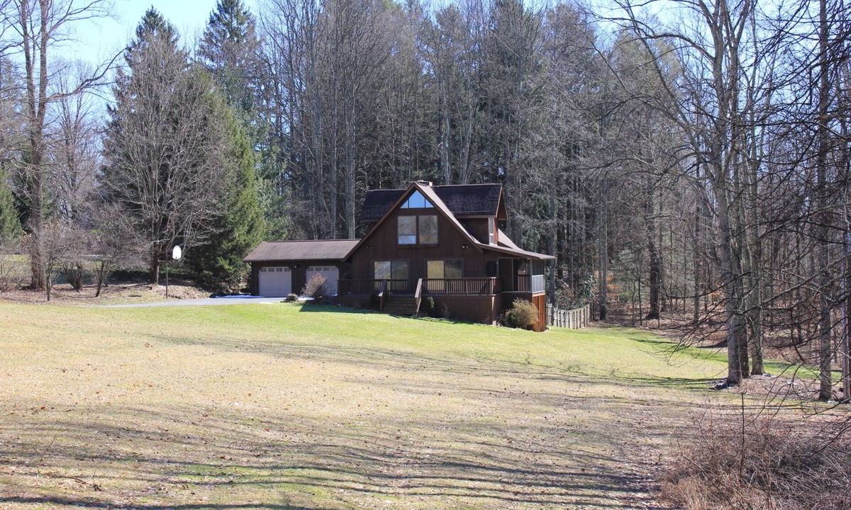 Fayetteville Ski Chalet | Secluded Luxury Mountain Chalet near downtown Fayetteville