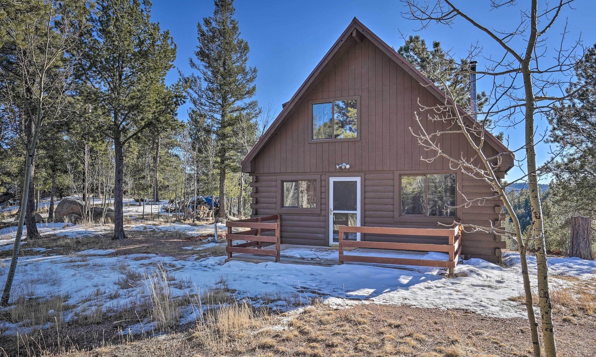 Rainbow Valley Cabin | Secluded Mtn Escape! Cabin 6 Mi to Mueller Park