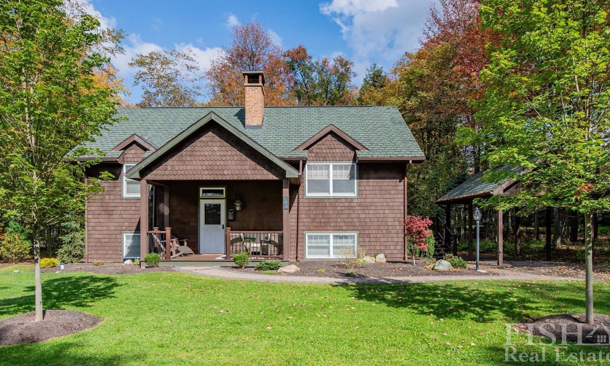 Eagles Mere Cottage | Secluded "Peace" traditional cottage in Eagles Mere