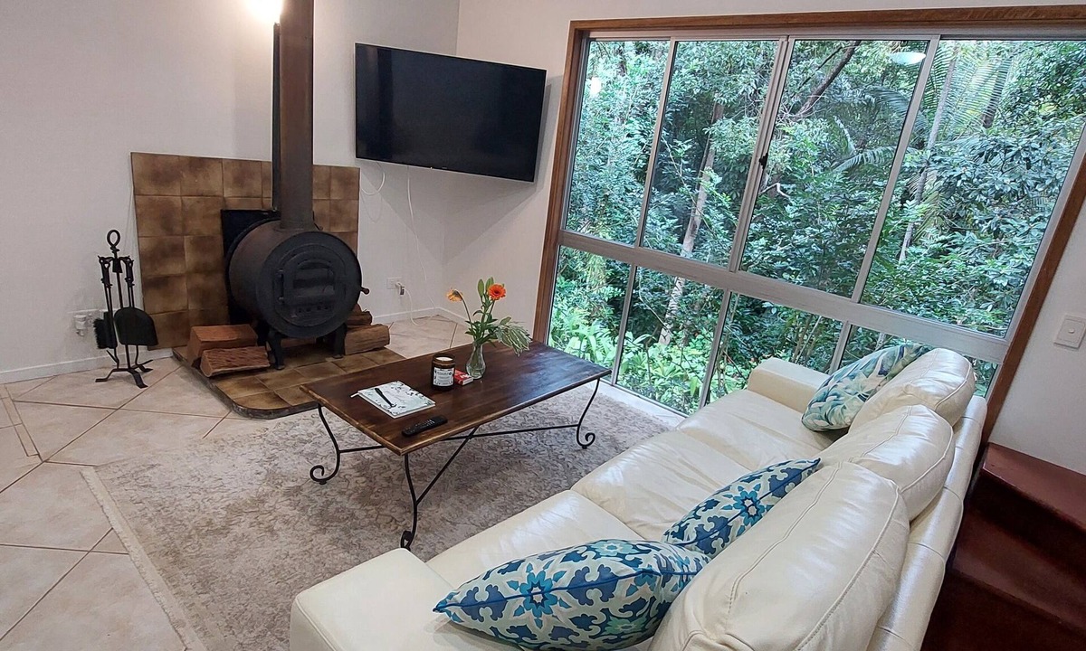 Nambour House | Secluded Rainforest Haven | 3 Acres | Sleeps 7