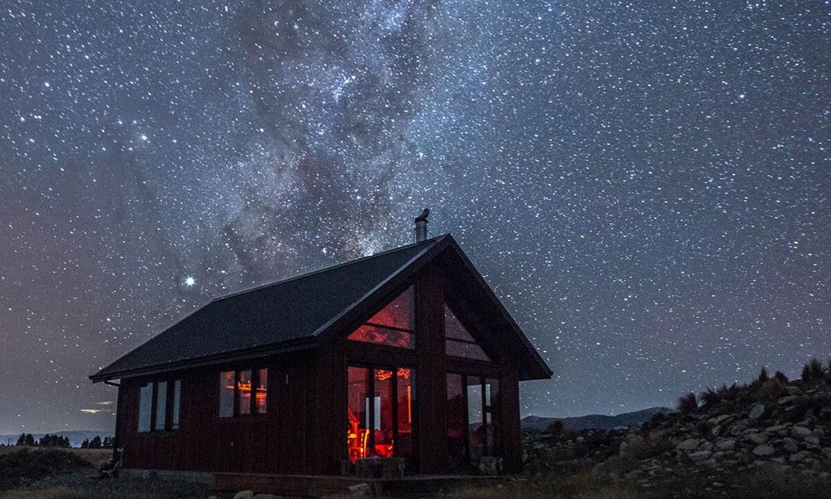 Ben Ohau Cabin | Secluded Rustic Cabin near Twizel