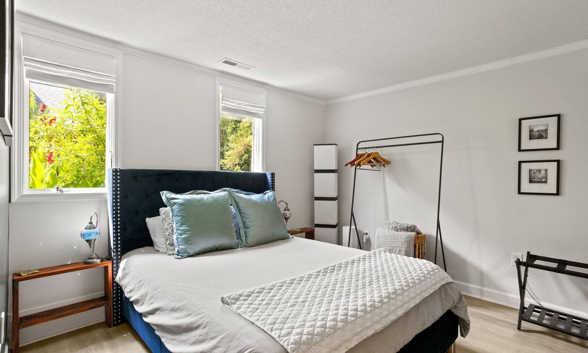 Travelers Rest Apartment | Secluded Spiritual Oasis in Travelers Rest