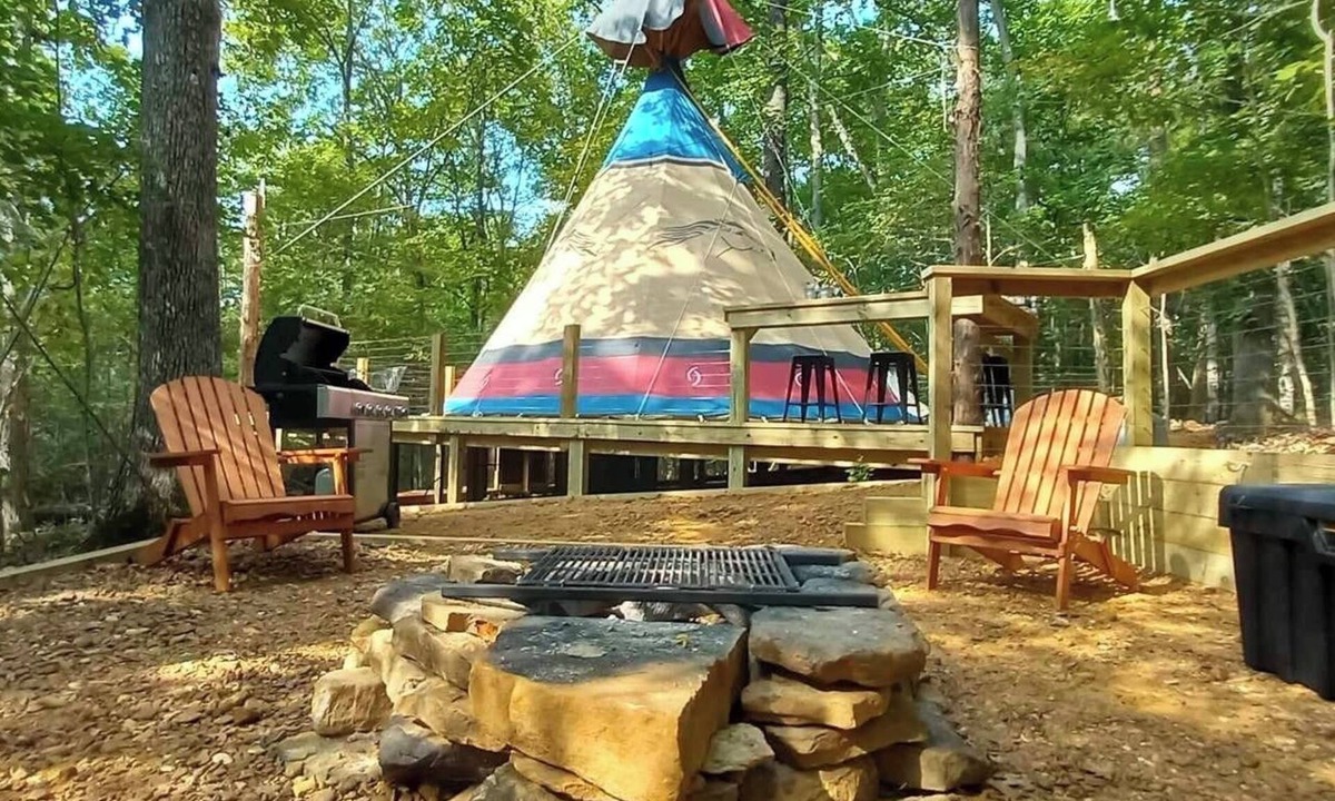 Simpson RV Rental | Secluded Tipi {Teepee} In The Shawnee National Forest