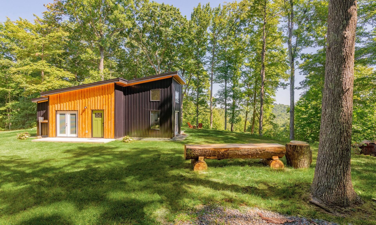 Meadows Of Dan House | Secluded, Unique, Modern Mountain Home Near River and Blue Ridge Parkway!
