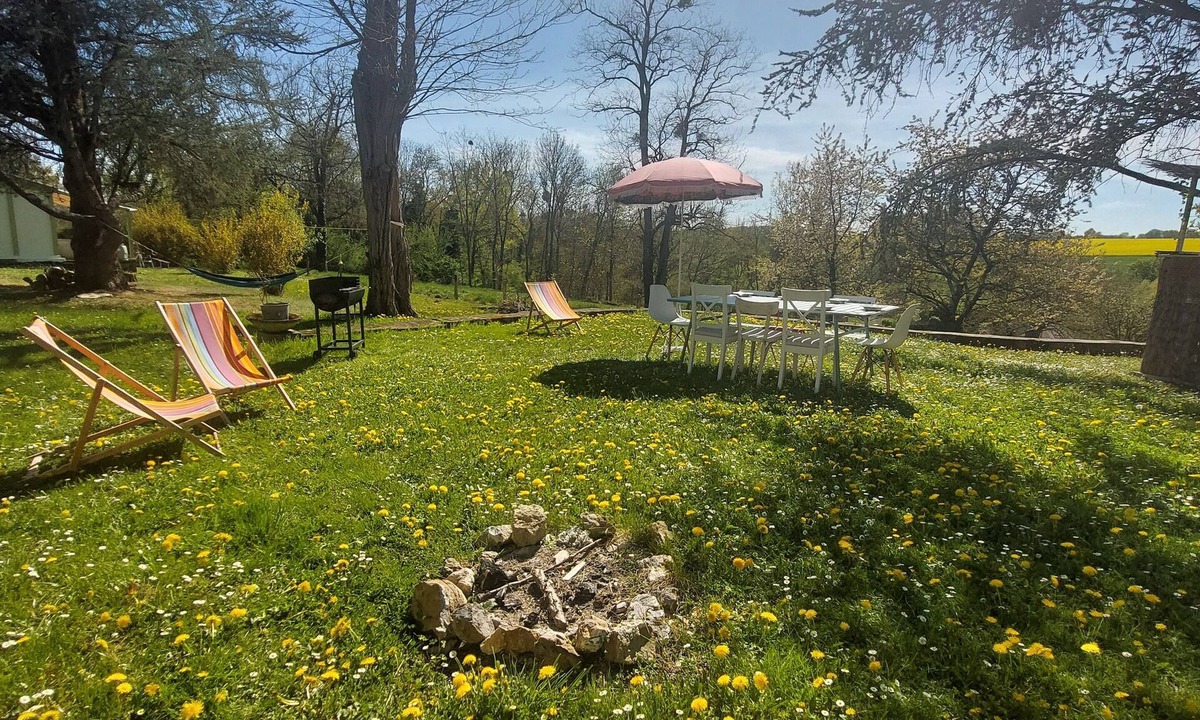 Beaulieu-sur-Loire House | Secluded vineyard with jacuzzi