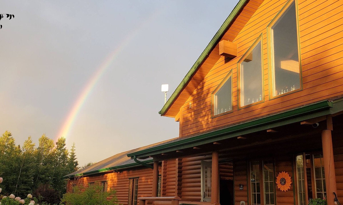 Lewisporte Ski Chalet | Seclusion, serenity, and privacy await.get away from the everyday at Bluewater