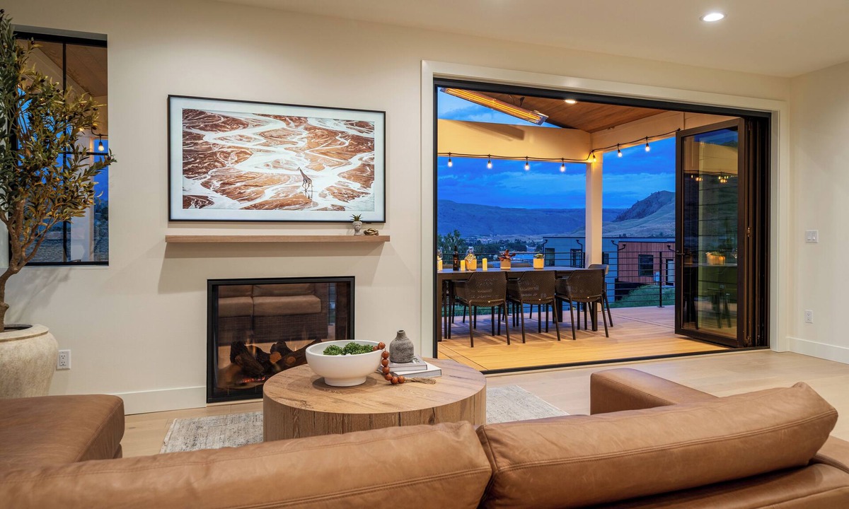 Chelan House | Second Wind #390: 6 BR, 4.5 BA House in Chelan, Sleeps 14