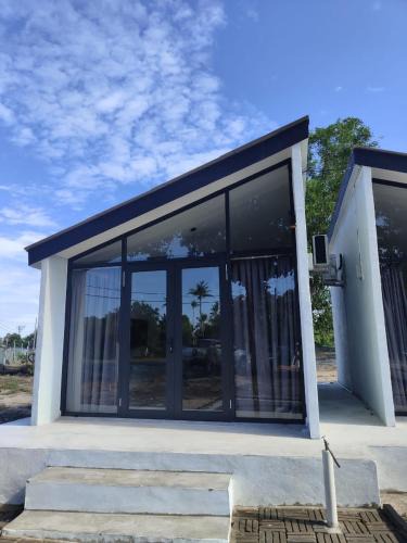 Pekan Bed & Breakfast | Secotek Nenasi Chalet