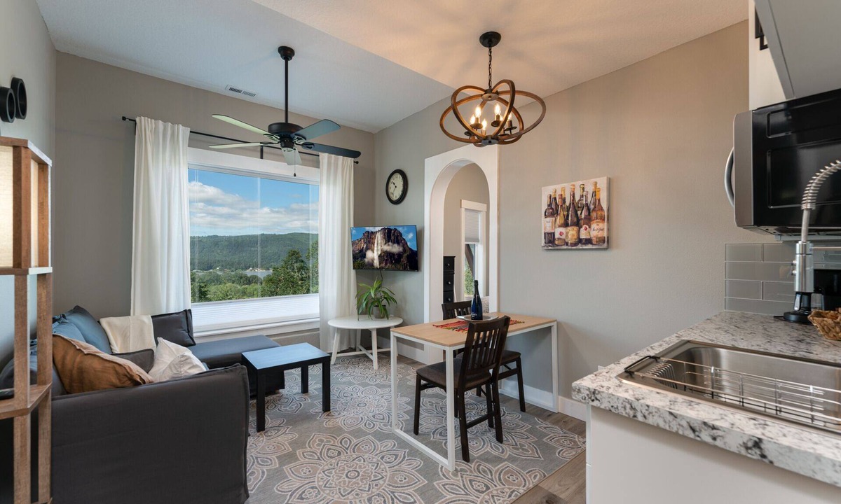 Carrolls Apartment | Secret Cozy Gem—Why Regulars Call It the County’s Best-Kept Find