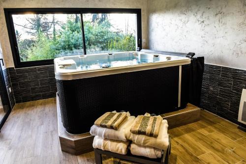 Grisolles Hotel | Secret de campagne Spa