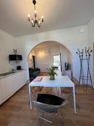 Ay Apartment | Secret Garden