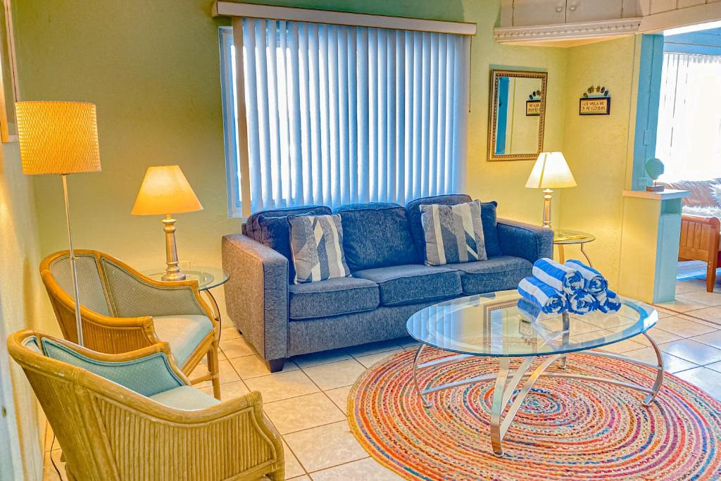 Anna Maria House | Secret Garden