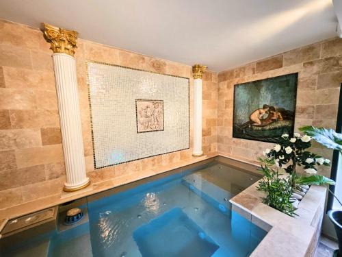 Nefiach Villa | Secret House, La Villa Rom'Antiqua, expérience immersive