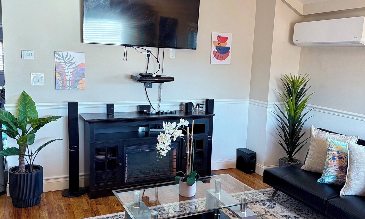 Rochdale House | Secret Oasis Master bedroom suite
