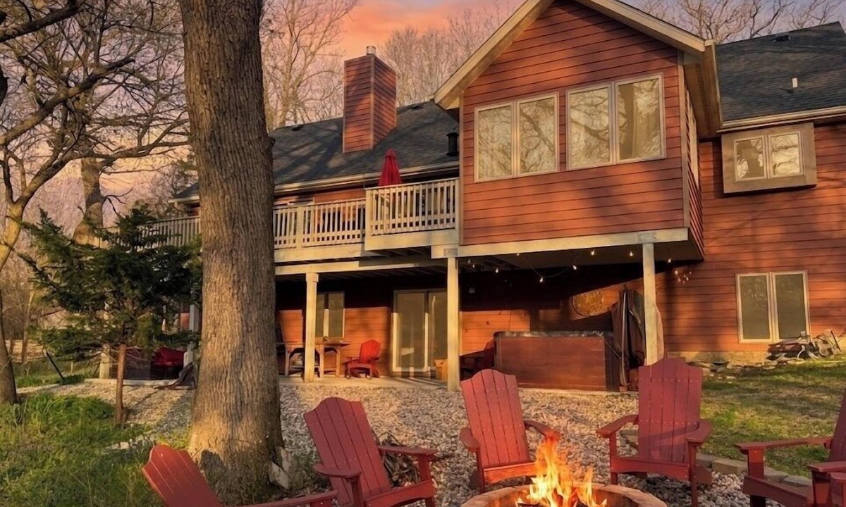 The Galena Territory Cabin | Secret Room-Hot Tub-Billards-Firepit-Games-Pool access