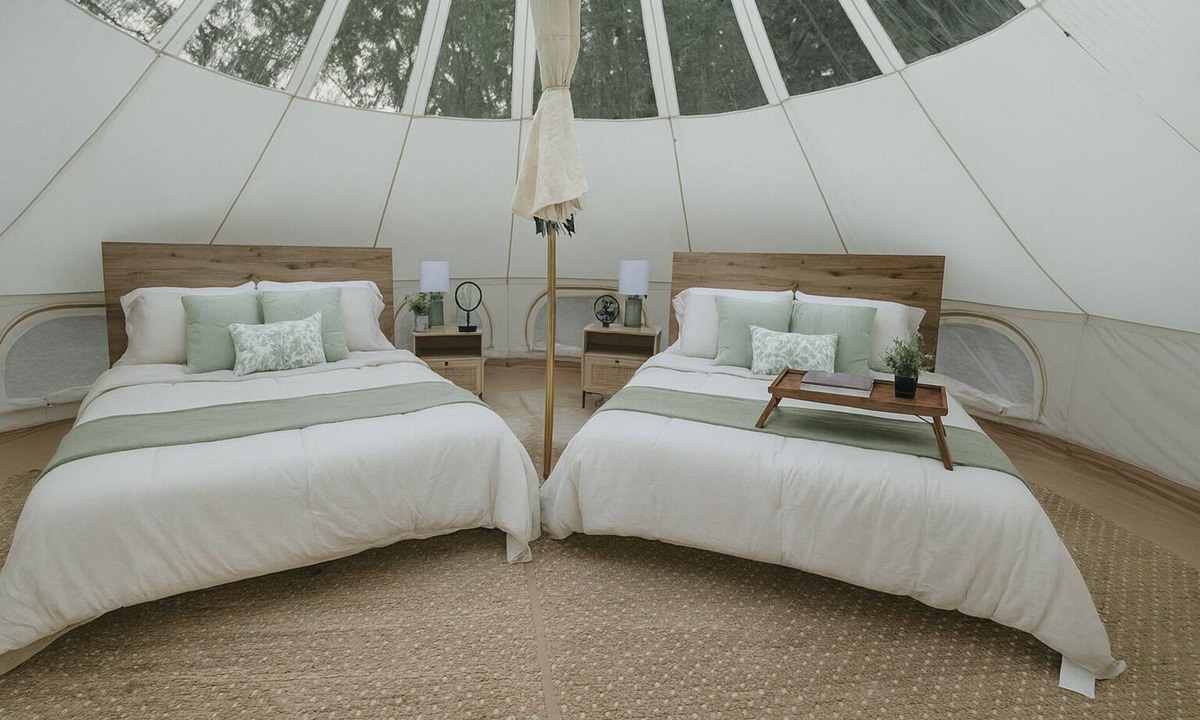 Boss Cabin | Secret Sycamore– Private Stargazing Glamping Tent with Fire Pit & Open Skies