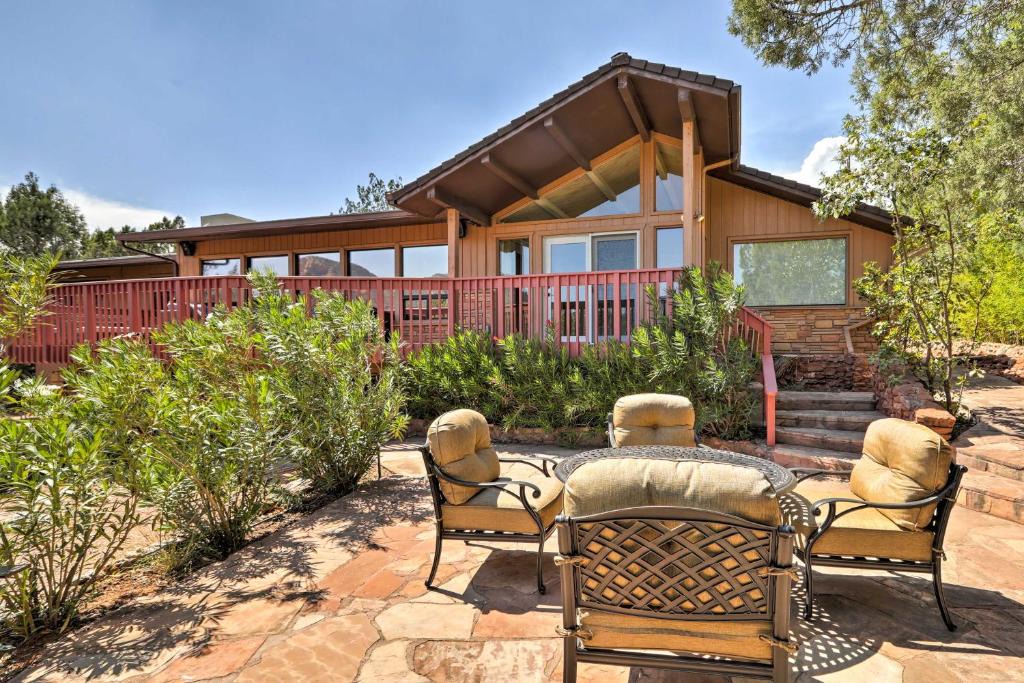 Sedona House | Sedona Home with Stunning Mtn Views, Fire Pit and Deck