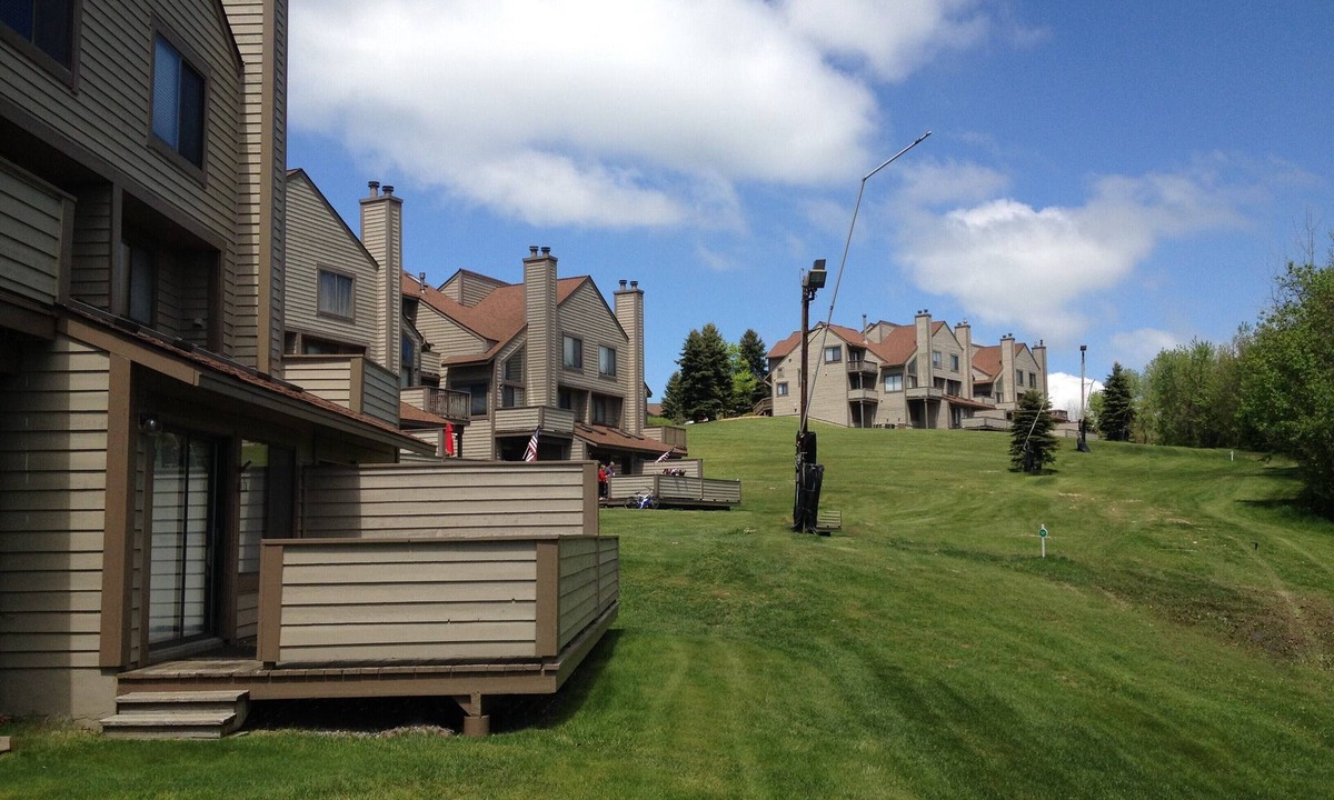 Seven Springs Condo | See May Specials - Condominium at 7 Springs Resort - Prime Location & Serenity