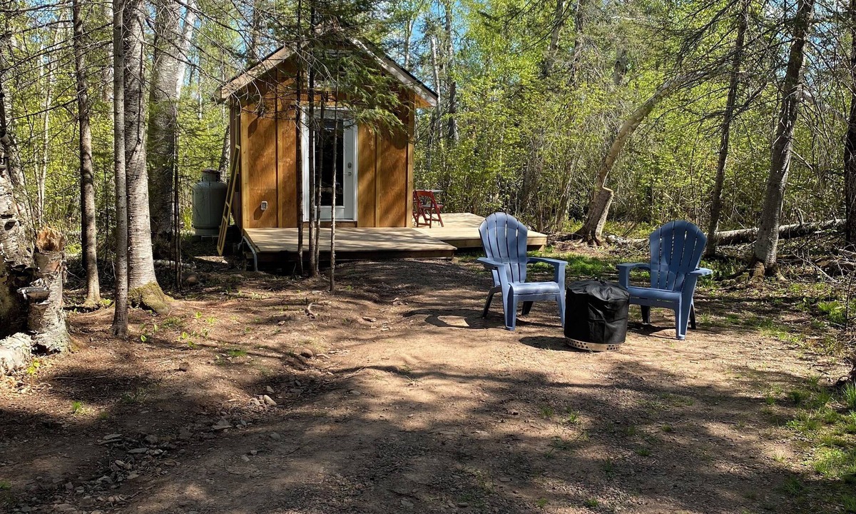 Grand Marais Cabin | See Stars - Camp Fires - 5 mins from Grand Marais