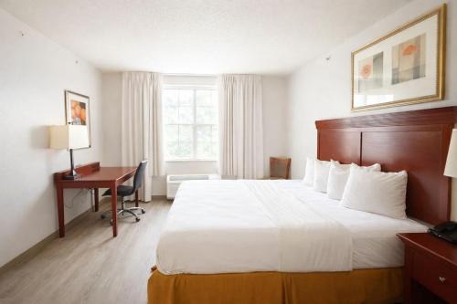 Seffner Hotel | Seffner Inn and Suits