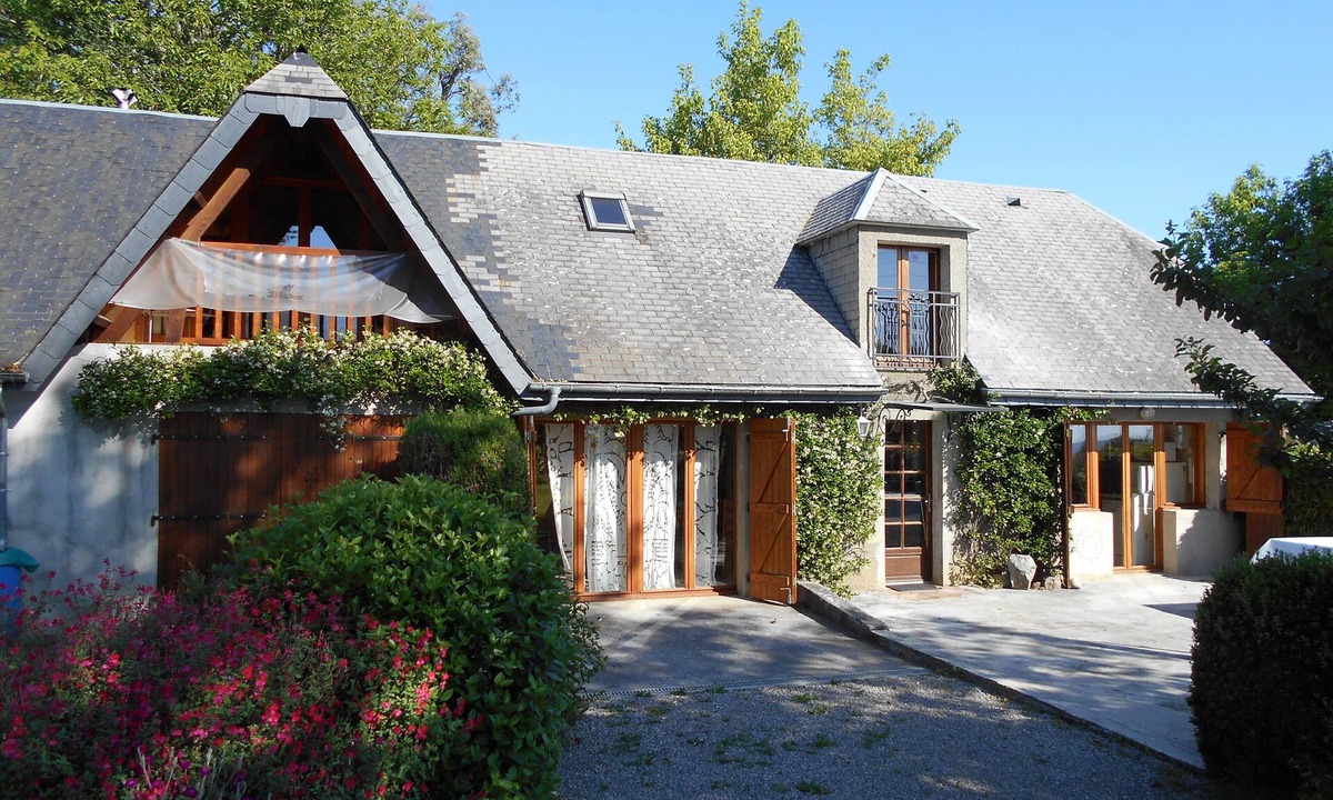 Bagneres-de-Bigorre House | Self catered house on a large lot, mountain view, no neighbours, very quiet