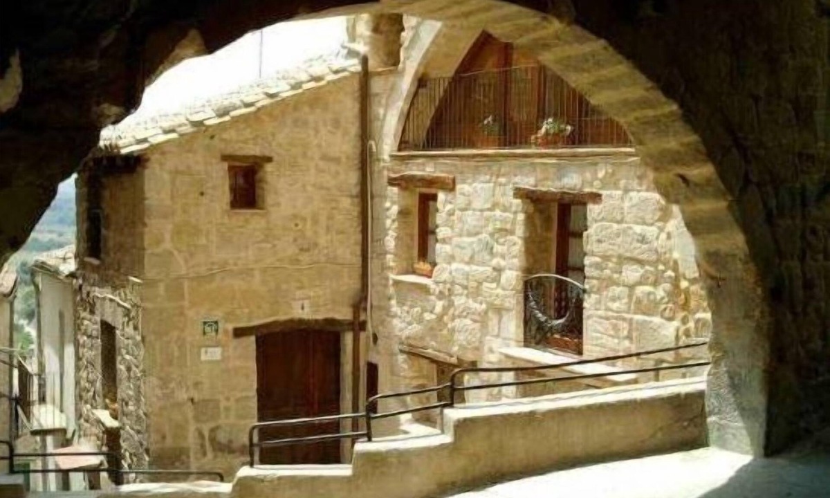 Horta de Sant Joan Apartment | Self catering El Racó de les Grases for 8 people