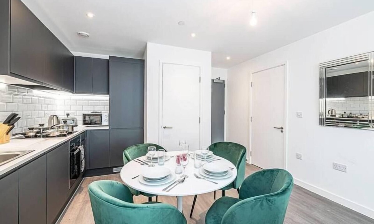 Old Trafford Apartment | Self Catering Accommodation Manchester